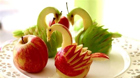 How to Make #Apple #Swan #Garnish | #Fruit & #Vegetable Ca#rving # ...