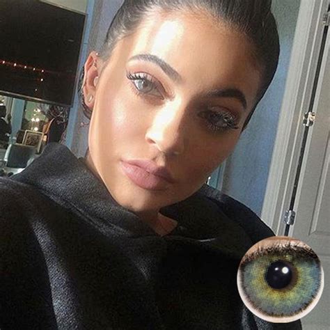 Kylie Jenner's Eye Color: The Magic of Colored Contacts - Luxe Lenses