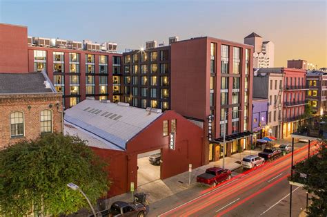 CAMBRIA HOTEL NEW ORLEANS DOWNTOWN WAREHOUSE DISTRICT $94 ($̶1̶3̶0̶) - Updated 2022 Prices ...