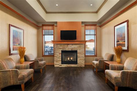 Days Inn & Suites by Wyndham Edmonton Airport | Leduc, AB Hotels