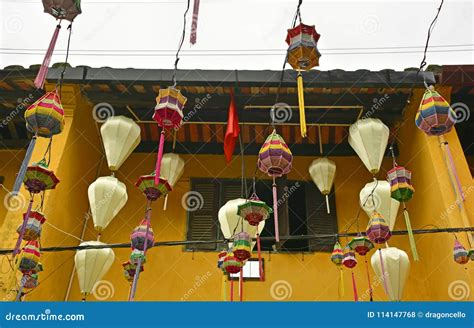 Hoi an Lanterns stock photo. Image of hanging, buildings - 114147768