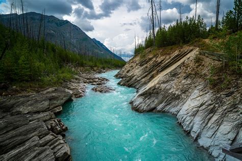 The Great Divide Trail: A Wild and Wondrous Thru-Hike — Wilderland Media