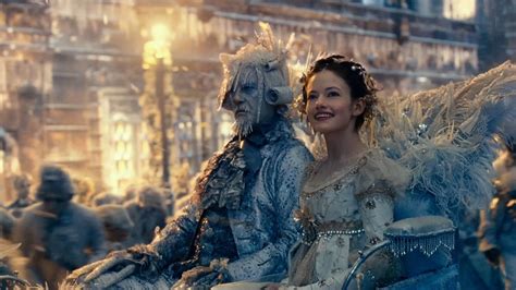 The Nutcracker And The Four Realms - Trailer [Video]