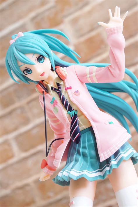 ANIME FIGURE BLOG [INACTIVE] | Anime figures, Hatsune, Miku