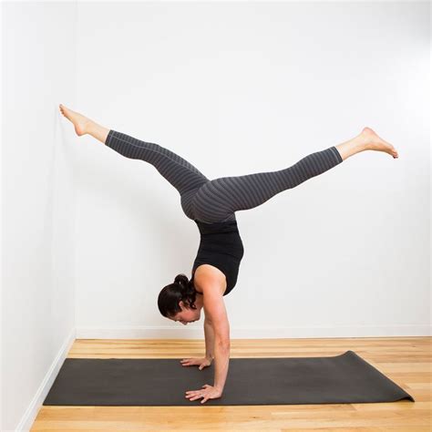 Handstand Split | Yoga handstand, Yoga handstand poses, Handstand