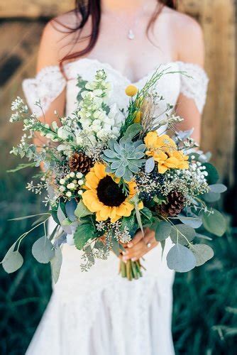 42 Brilliant Sunflower Wedding Bouquets For Happy Wedding