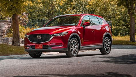 Đánh giá Mazda CX-5 2023: giá, khuyến mãi, nội ngoại thất