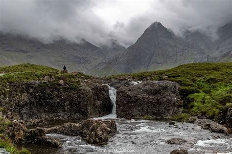 7 Must Know Tips For the Isle of Skye Fairy Pools in Scotland