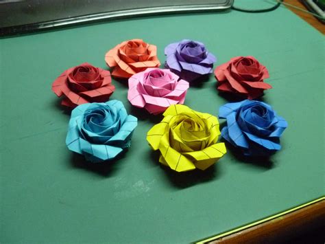 Origami Maniacs: Origami Pentagon Rose by Sato Naomiki