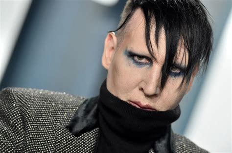 10 Best Marilyn Manson Songs of All Time - Singersroom.com