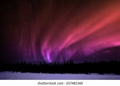 Northern Lights Over Lapland 스톡 사진 657481360 | Shutterstock