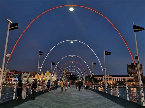 Pontoon Bridge Curacao | An iconic symbol of the island