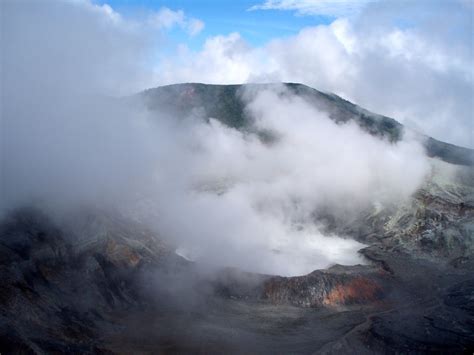 Poas Volcano National Park - Arriving In High Heels