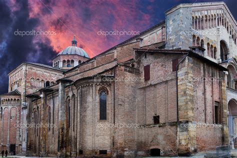 Parma Cathedral, Italy — Stock Photo © vvoennyy #16831231