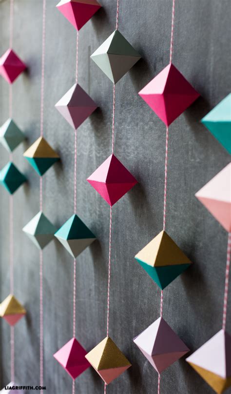 10 Creative DIY Paper Garland Ideas - yes! we made this