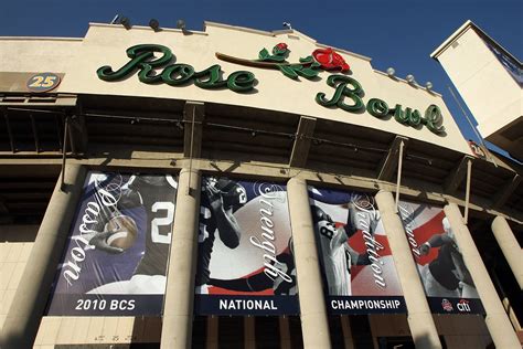 Rose Bowl: 7 Reasons Why The Rose Bowl Is The Best Game No Matter Who's ...