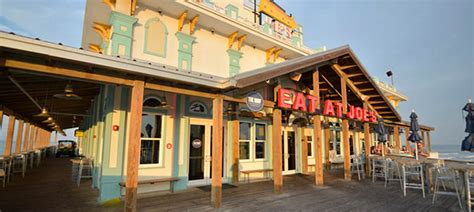 Daytona Beach Restaurants - Nautilus Inn Daytona Beach