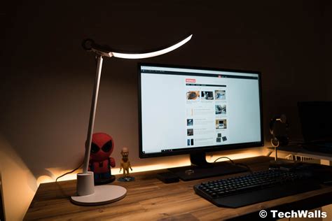 BenQ Genie e-Reading LED Desk Lamp Review