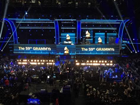 This is What It’s Like to Attend the Grammy Awards | WFMT