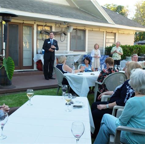 Organization Spotlight: Friends of Friendly Center Summer Wine Tasting - Friendly Center