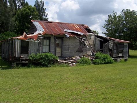 Florida Ghost Towns. Memories on the Back Roads