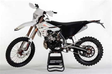 2019 GPX MOTO TSE250R CHINESE BUILT 2-STROKE: TWO-STROKE TUESDAY - Dirt ...