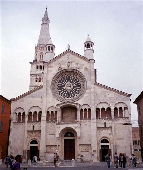 The 900 Years of Modena Cathedral