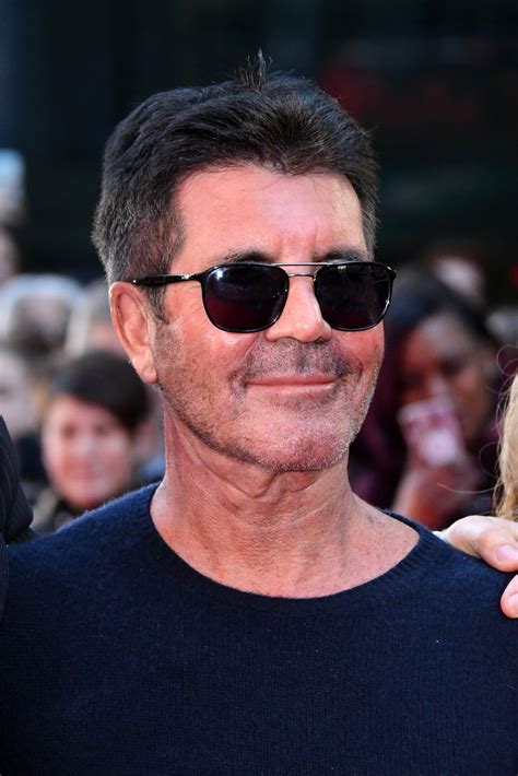 Simon Cowell | Overview | Wonderwall.com