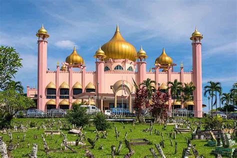 Kuching Attractions - 100+ Things to Do and Places to Visit in Kuching