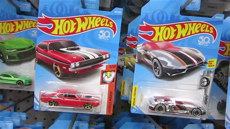 SCORED SOME GOOD HOT WHEELS AT WALMART! - YouTube