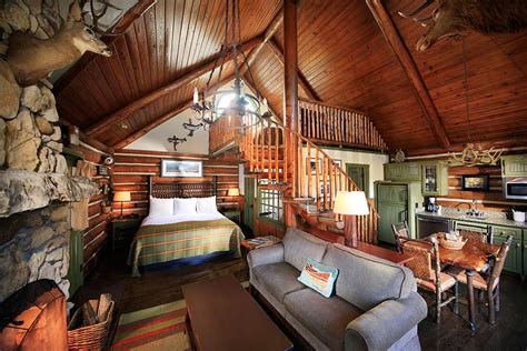 One-Room Cabin with Loft | Big Cedar Lodge