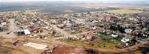 Tornado devastated St. Peter, but healed town-gown relationship | MPR News