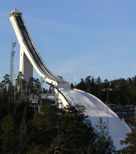 Freestyle skiing on a ski jump - Ski Gabber - Newschoolers.com