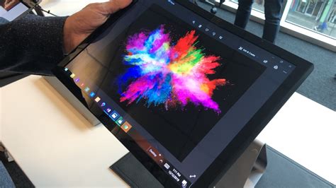 Dell's flexible display concept hints at a bendy laptop future | Mashable