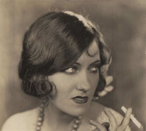 Gloria Swanson, 1920s | Gloria, Beauty, Celebrities