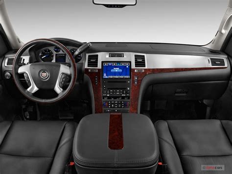 2009 Cadillac Escalade EXT Pictures: | U.S. News