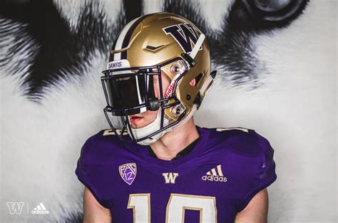 Huskies unveil new football uniforms that pay homage to the program's ...