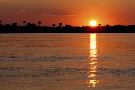 Victoria Falls: Zambezi River Sunset Cruise in Zambia