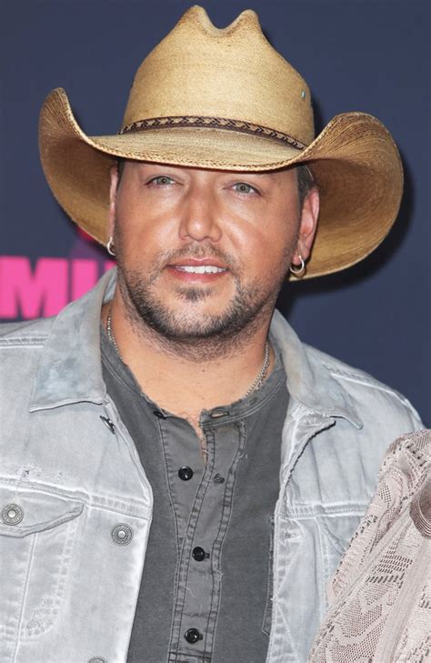 Jason Aldean Picture 166 - 2016 CMT Music Awards - Arrivals