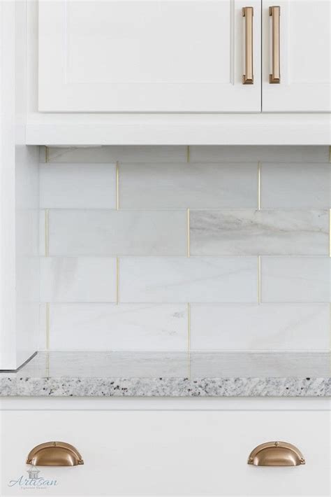 14 White Marble Kitchen Backsplash Ideas You'll Love