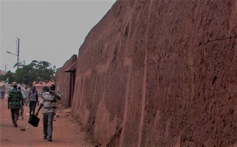 The Ancient Walls of Benin Vs The Great Wall of China - cmonionline