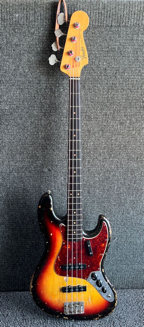 1964 Fender Jazz Bass > Guitars Bass | Guitar Exchange