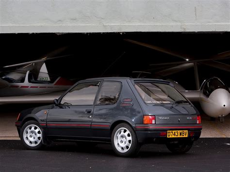 PEUGEOT 205 GTI Specs & Photos - 1984, 1985, 1986, 1987, 1988, 1989 ...