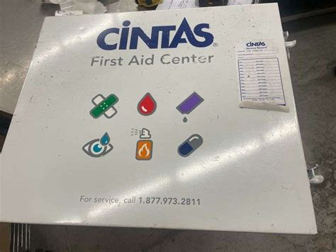 Cintas Wall Mount First Aid w/ Contents 19.5"x17"x6"D - Sierra Auction ...