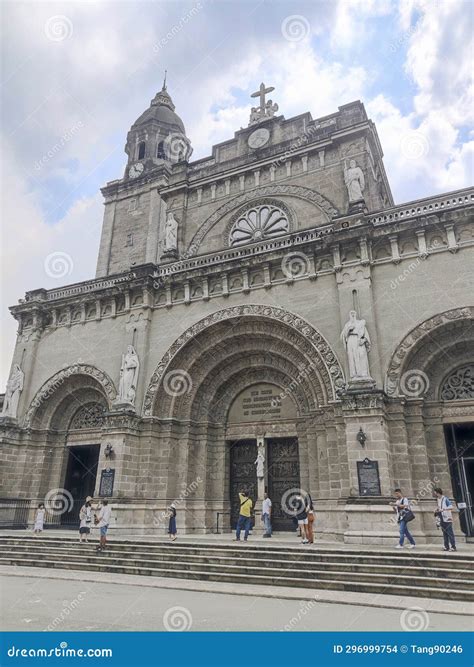 Manila Cathedral, Oldest Church in Capital City of Philippines ...