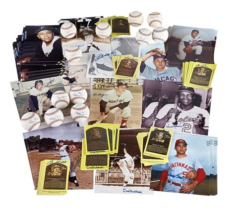 Quantity of Baseball Autographs with Many Deceased Hall of Famers