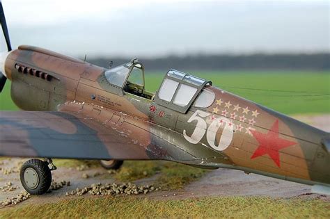 Modeling the VVS: P-40 Models in 1/48th Scale