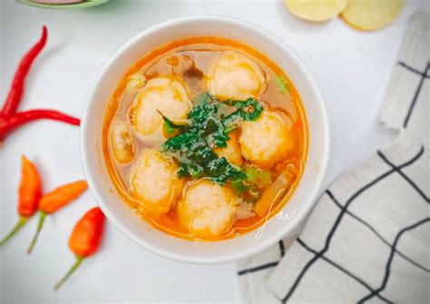 Resep Bakso Udang Kuah Asam Pedas oleh fransiska arie - Cookpad