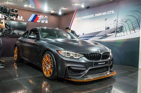 BMW builds only five M4 GTS models per day