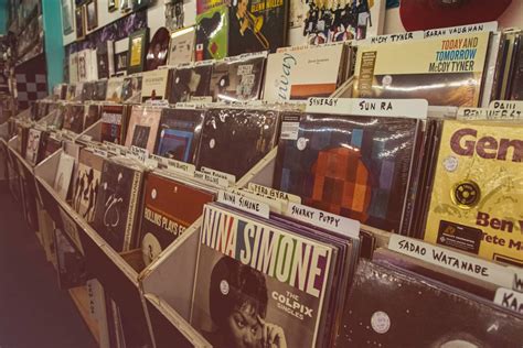 The History of Vinyl and Its Importance in Prehistoric and Modern-Day Music Industry | Tunedly ...